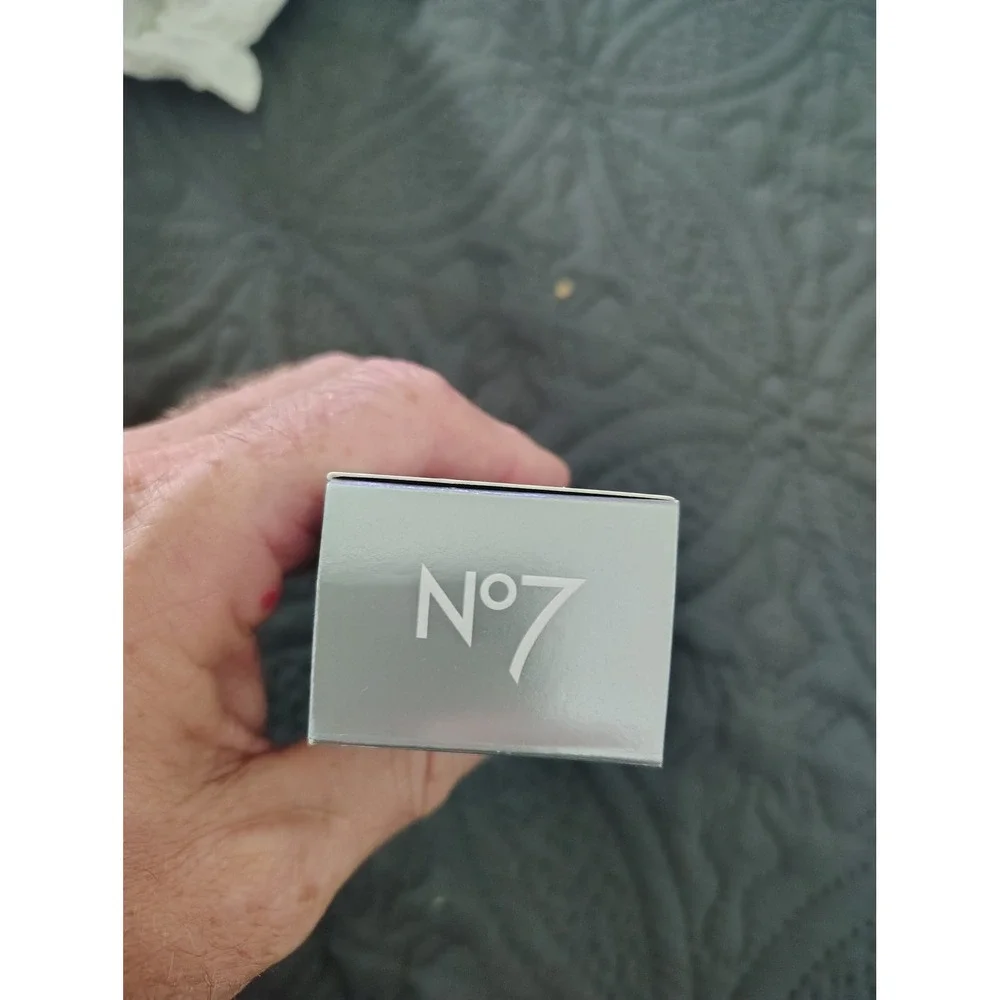 No7 Future Renew Damage Reversal Serum 25ml 0.84oz Pepticology Anti-Aging‎ Boxed